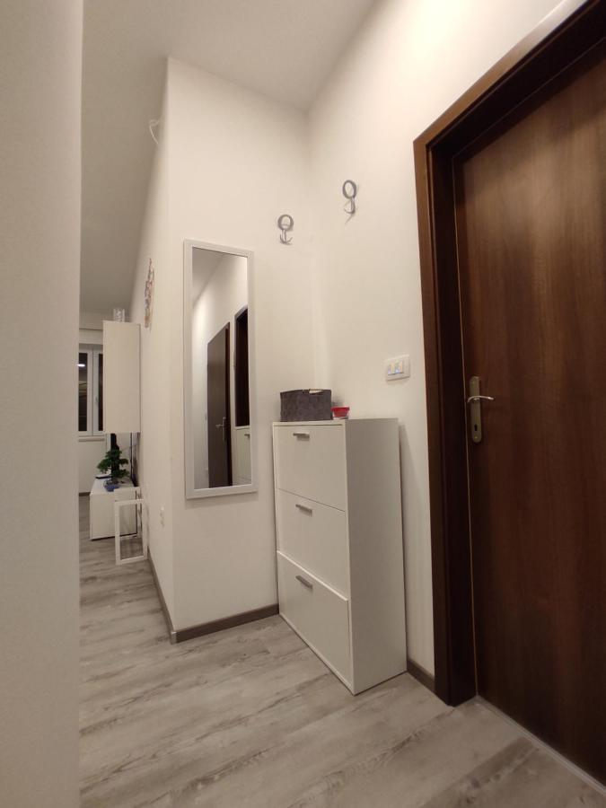 Apartment Ravnice Омиш Экстерьер фото