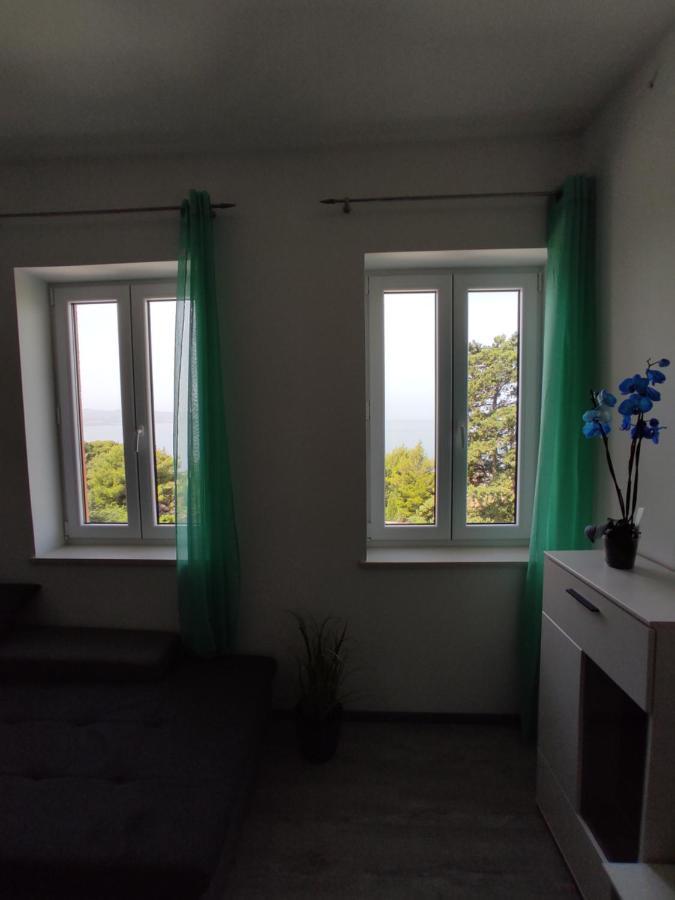 Apartment Ravnice Омиш Экстерьер фото