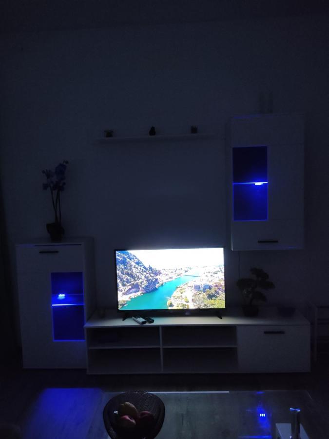 Apartment Ravnice Омиш Экстерьер фото