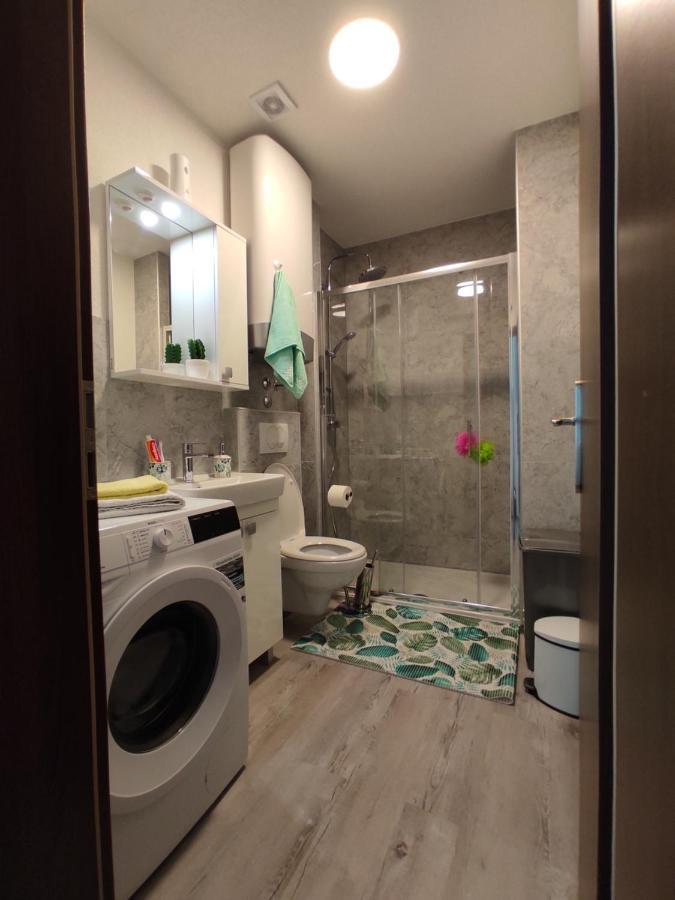 Apartment Ravnice Омиш Экстерьер фото